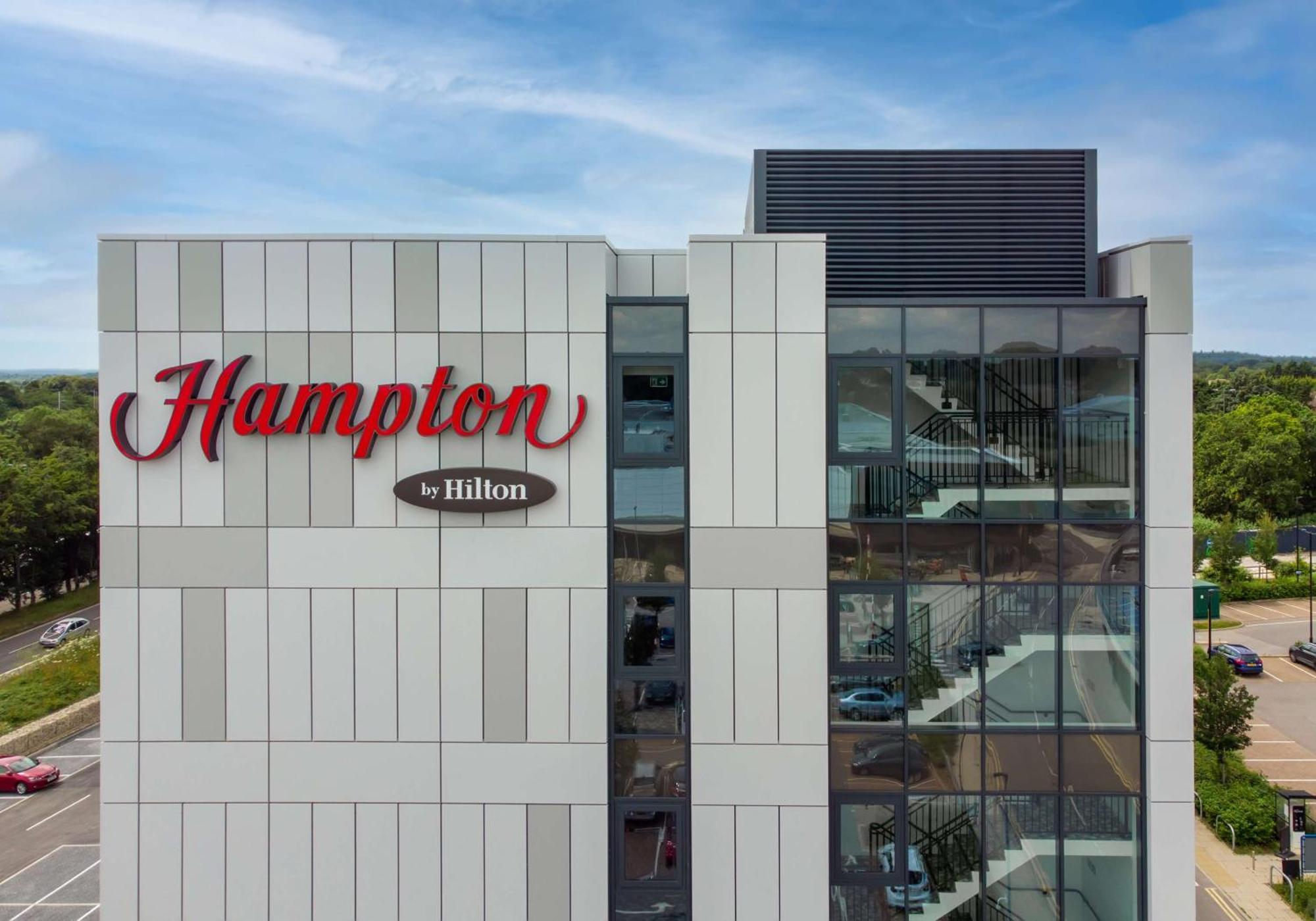 Hampton By Hilton High Wycombe Hotel Buitenkant foto